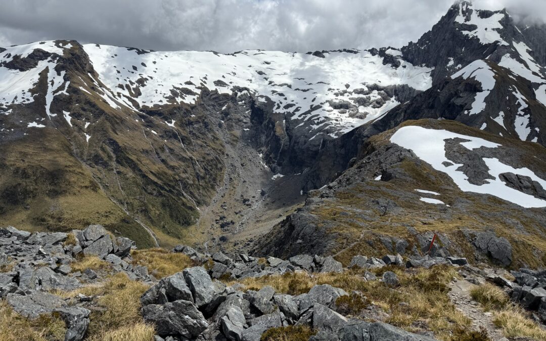 Gillespie Pass Circuit (NZ)